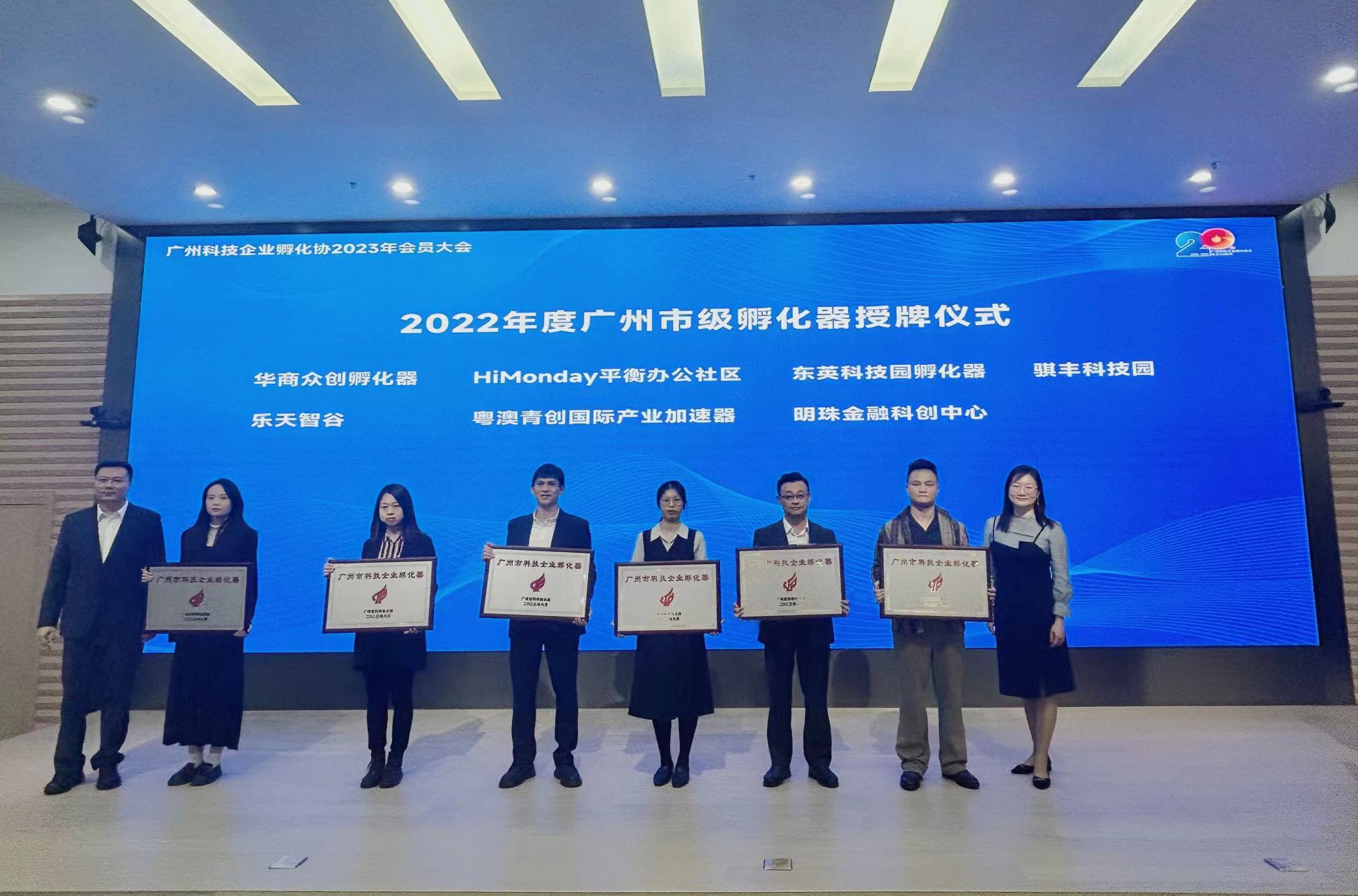 1708481744870240.jpg 211708481737_.pic.jpg